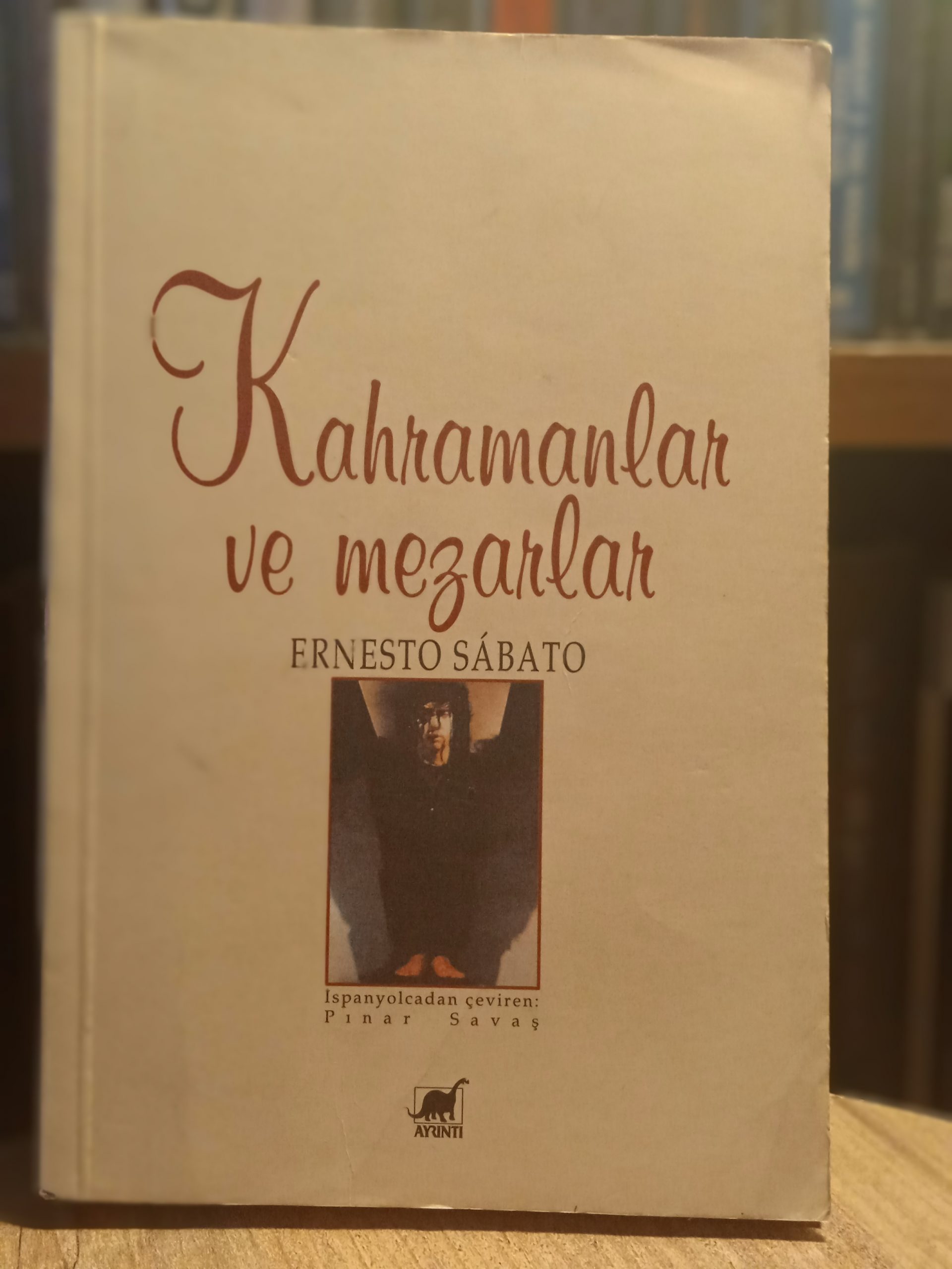 Kahramanlar ve Mezarlar