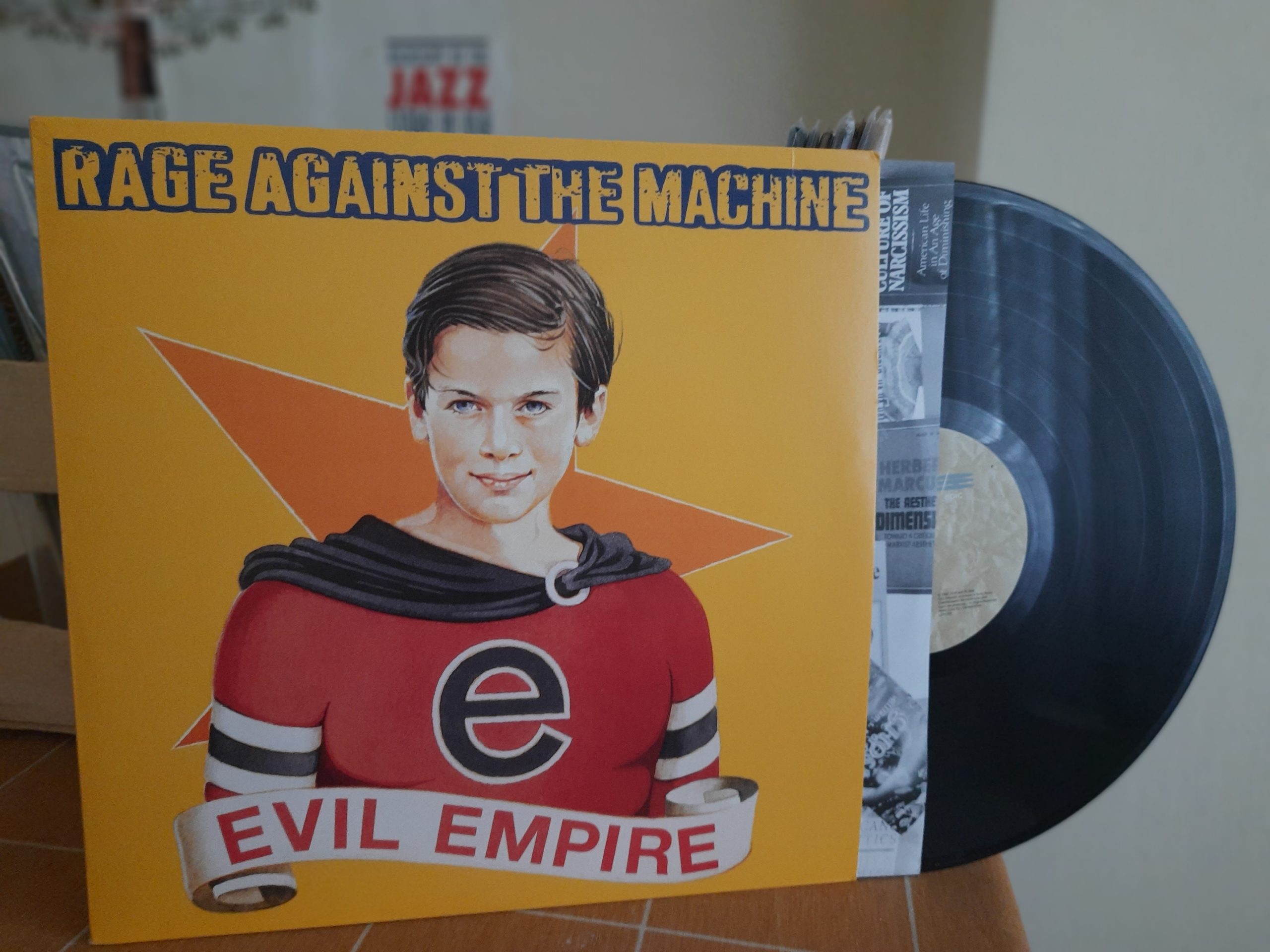 Rage Against The Machine – Evil Empire