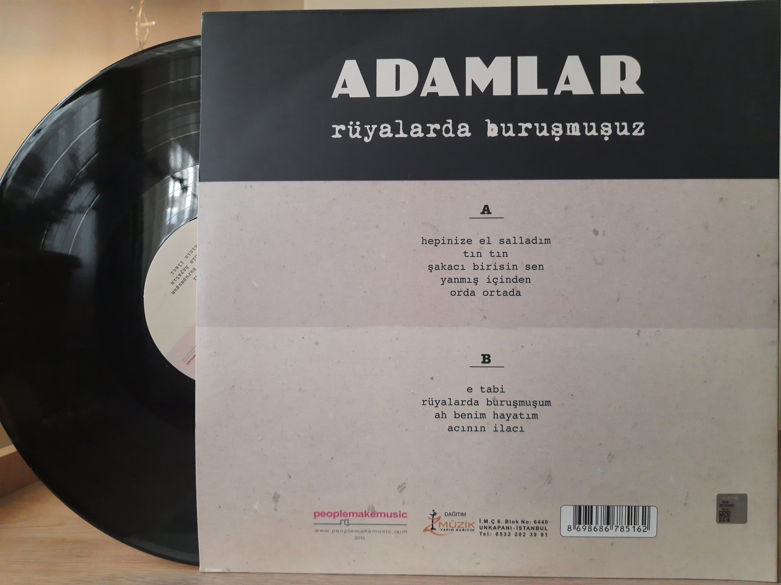 Adamlar – Rüyalarda Buruşmuşuz - Görsel 2