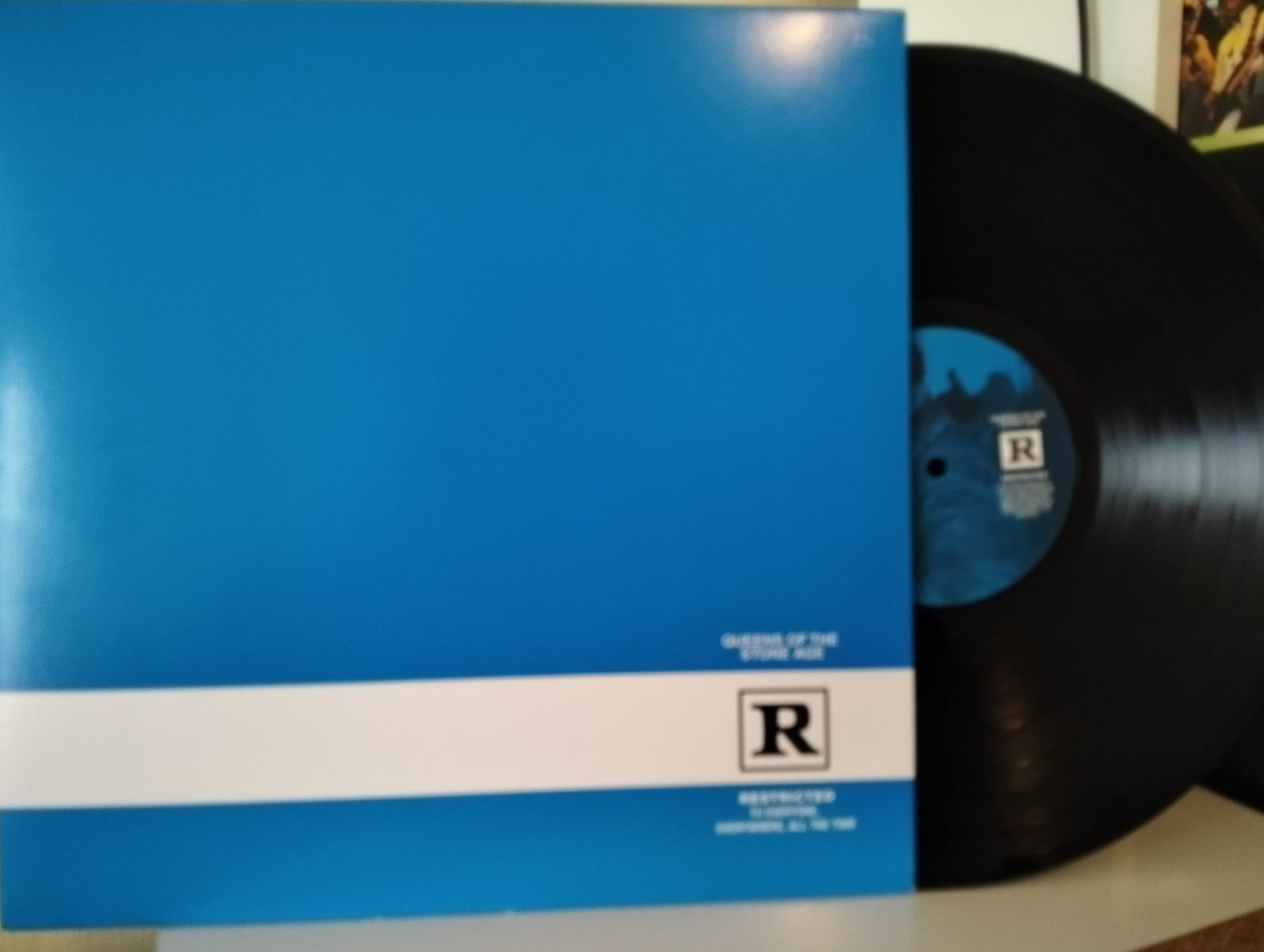 Queens Of The Stone Age – R